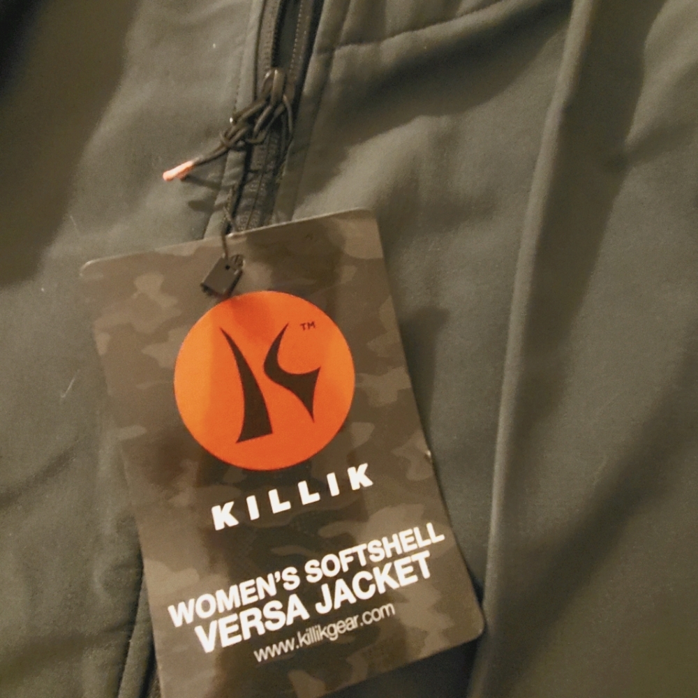Womans soft shell versa jacket